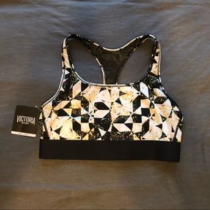 Victoria’s Secret Large Sports Bra